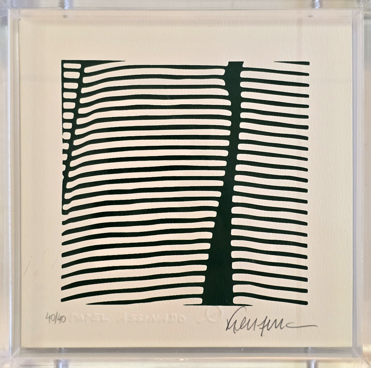 Quadro Pronto em Acrílico com Gravura Assinada - (Kleber Ventura) 15x15 40/40