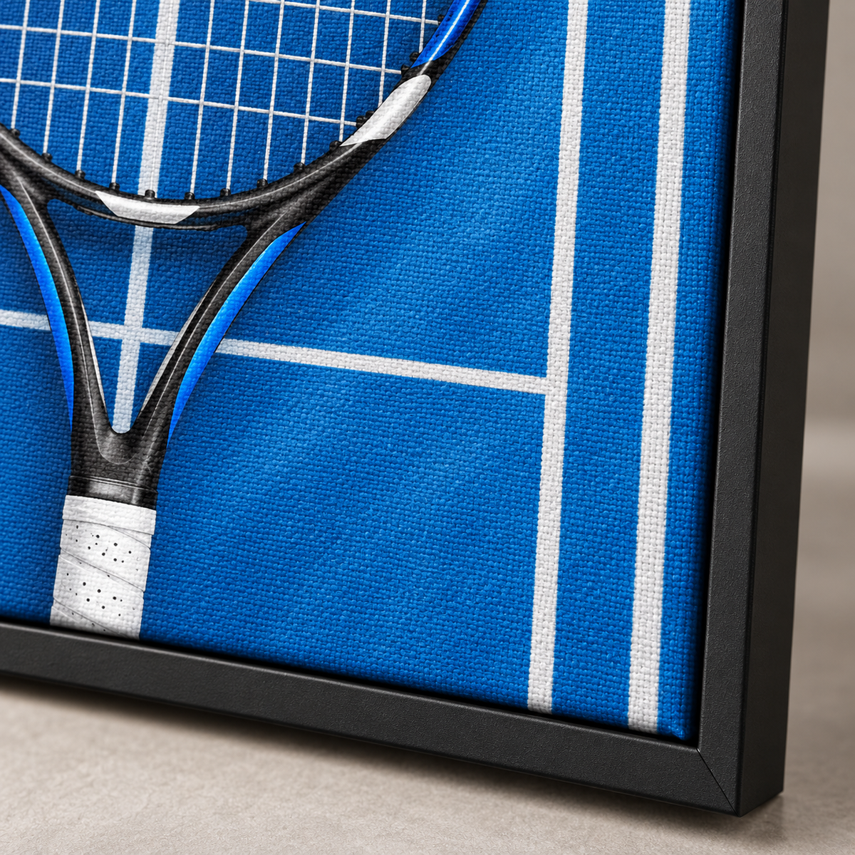 Quadro Raquete de Tênis em Quadra Azul