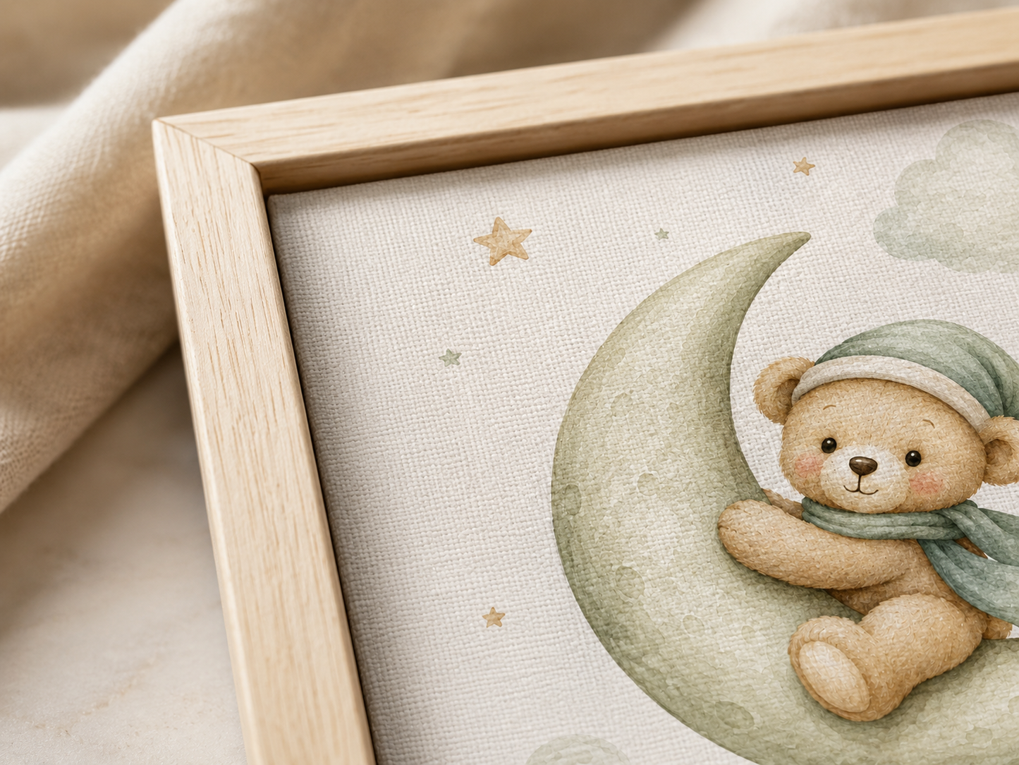 Quadro Infantil Ursinho na Lua em Aquarela